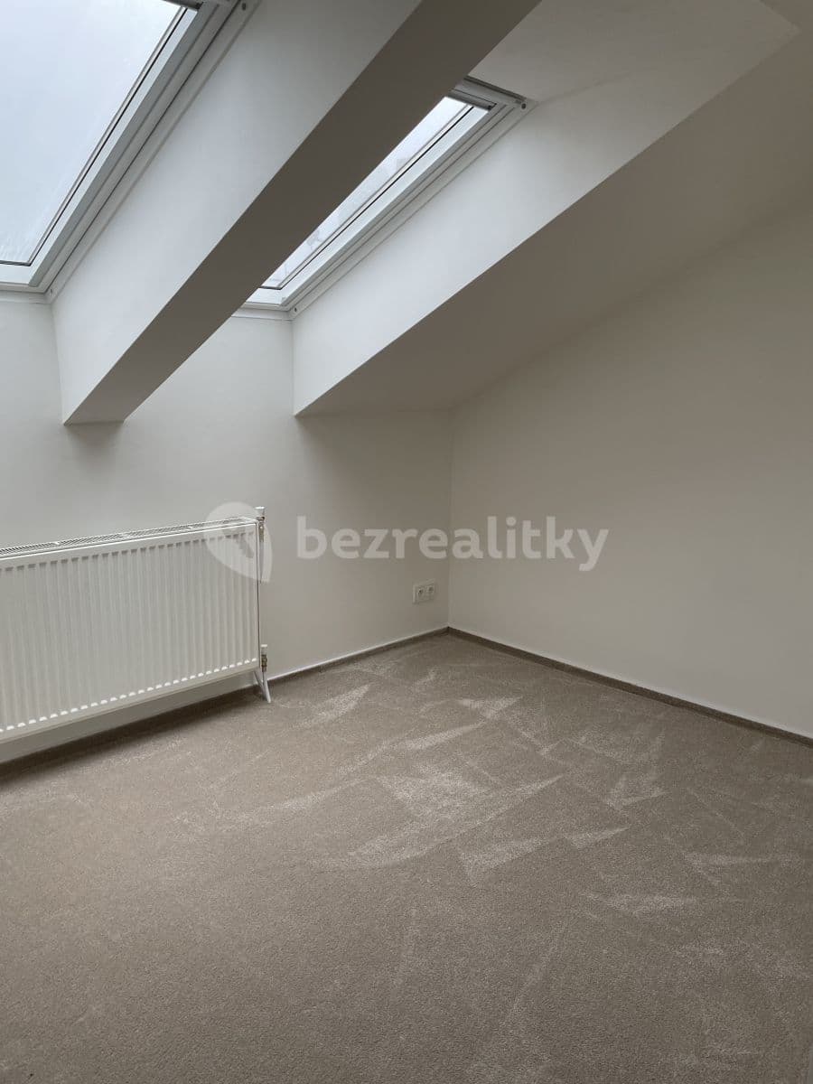 Pronájem bytu 3+1 90 m², Norská, Praha, Praha Pronájem bytu 3+1 90 m², Norská, Praha, Praha