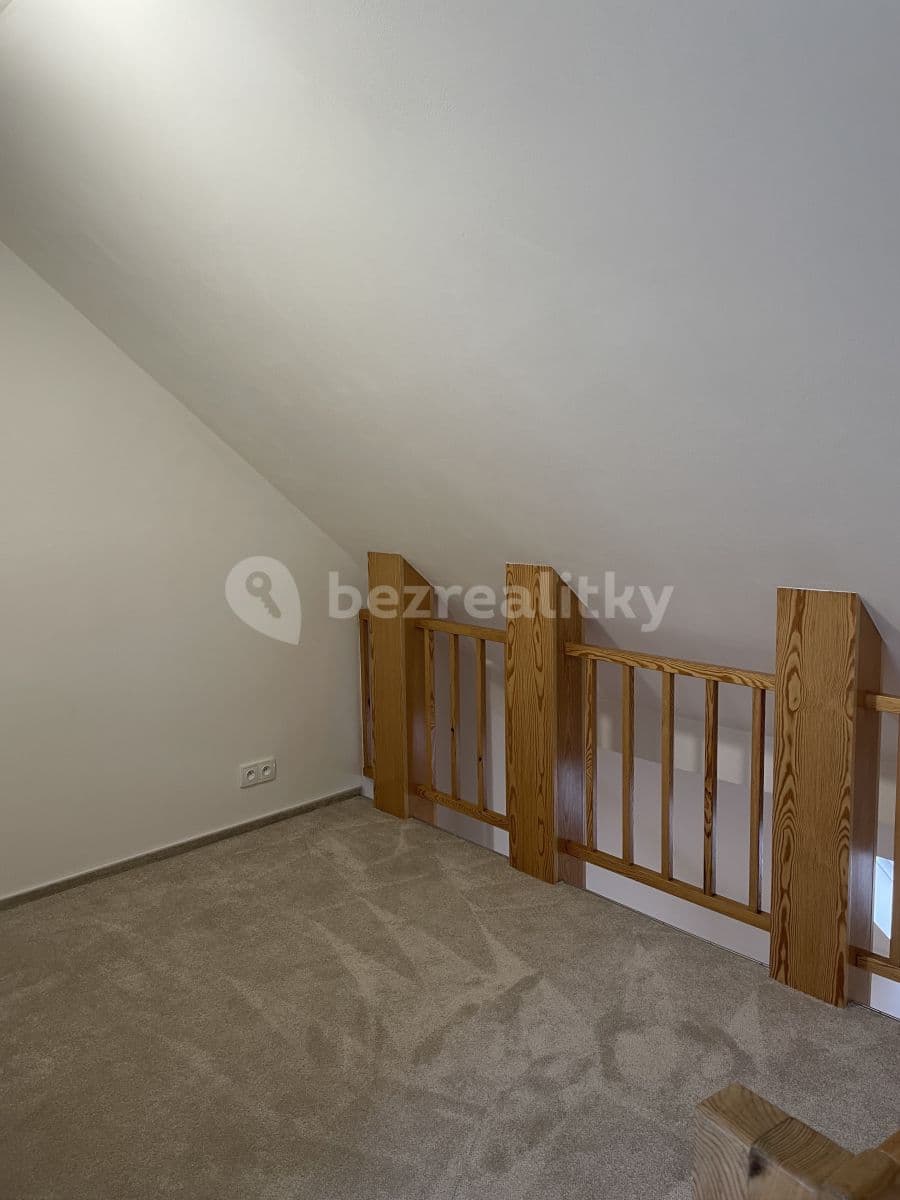 Pronájem bytu 3+1 90 m², Norská, Praha, Praha Pronájem bytu 3+1 90 m², Norská, Praha, Praha