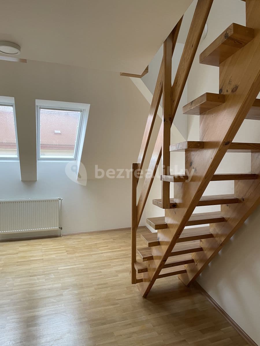Pronájem bytu 3+1 90 m², Norská, Praha, Praha Pronájem bytu 3+1 90 m², Norská, Praha, Praha