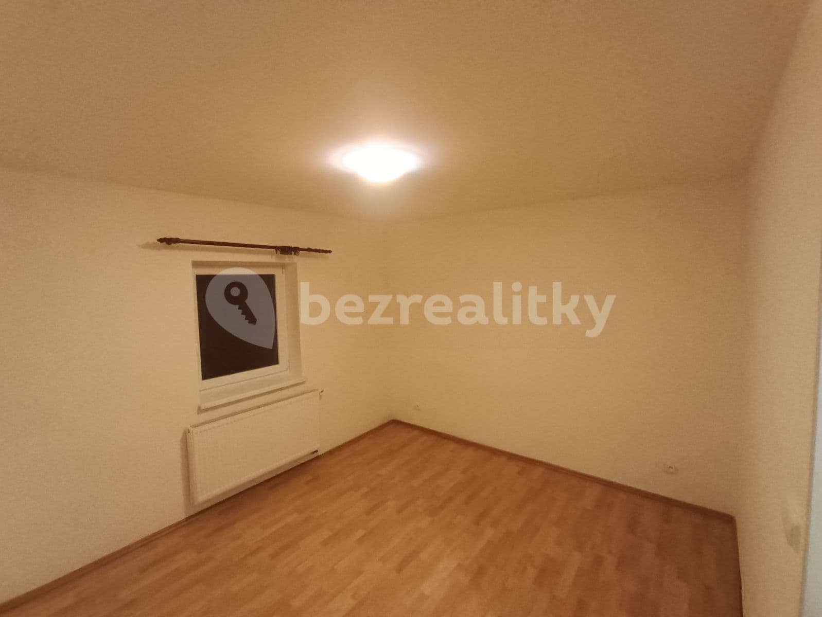 Pronájem bytu 2+kk 65 m², Révová, Plzeň, Plzeňský kraj Pronájem bytu 2+kk 65 m², Révová, Plzeň, Plzeňský kraj