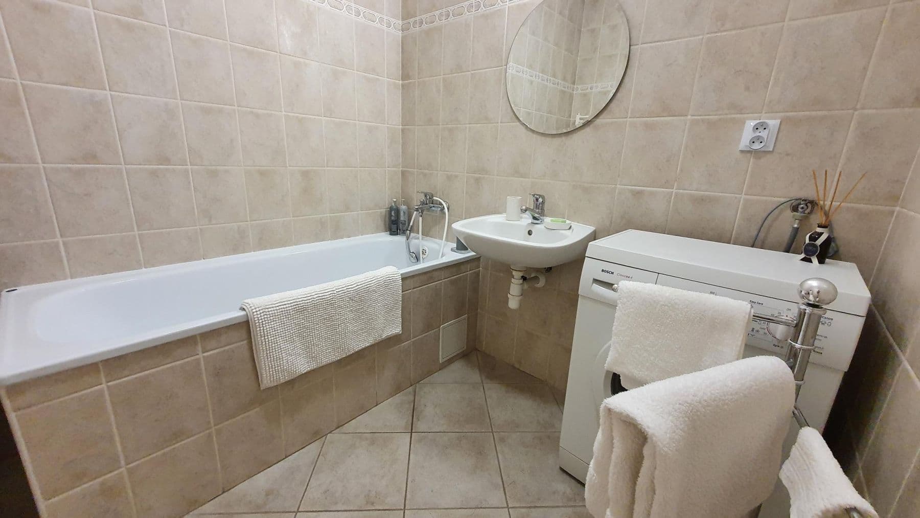 Pronájem bytu 2+1 64 m², Podunajské Biskupice, Bratislavský kraj Pronájem bytu 2+1 64 m², Podunajské Biskupice, Bratislavský kraj