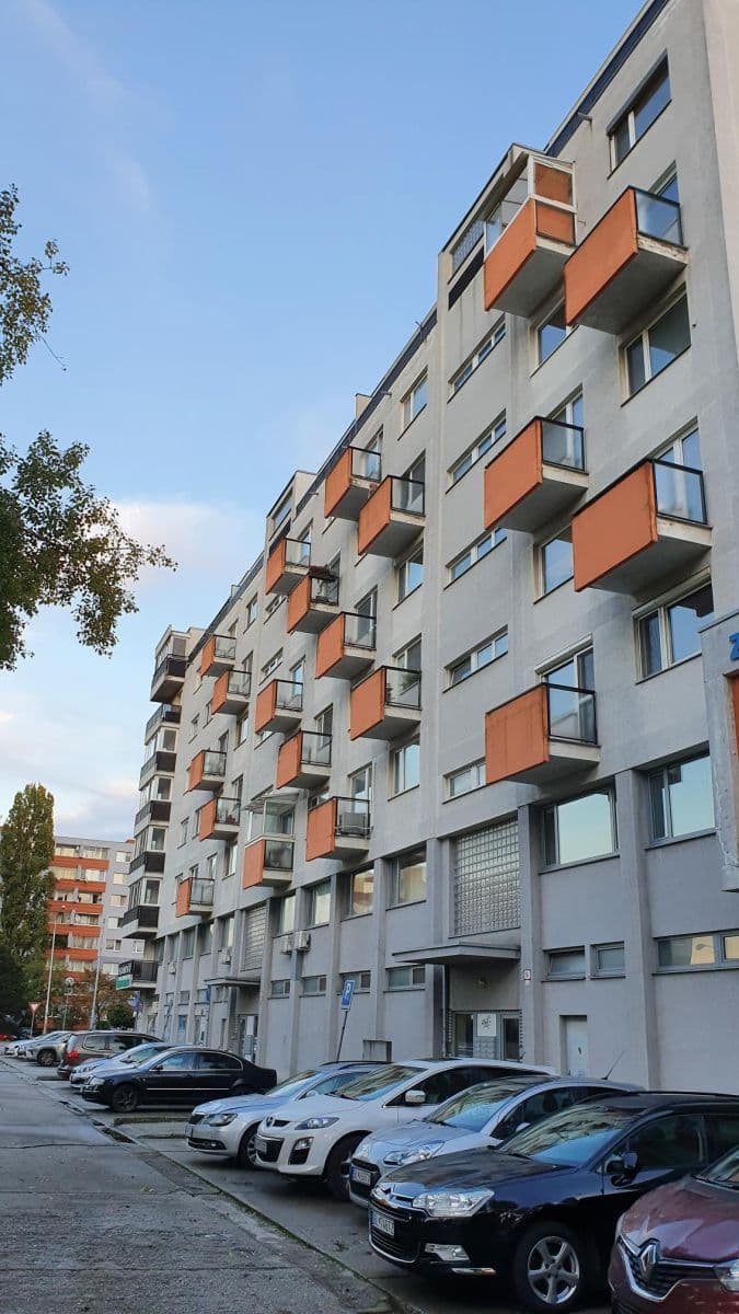 Pronájem bytu 2+1 64 m², Podunajské Biskupice, Bratislavský kraj Pronájem bytu 2+1 64 m², Podunajské Biskupice, Bratislavský kraj