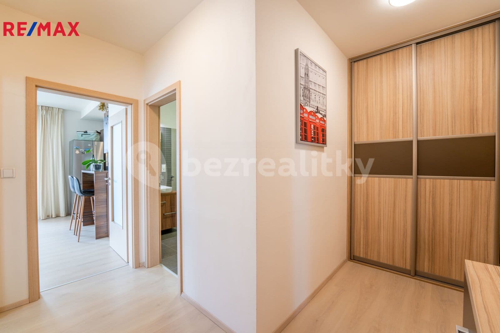Pronájem bytu 2+kk 76 m², Na Návsi, Zbuzany, Středočeský kraj Pronájem bytu 2+kk 76 m², Na Návsi, Zbuzany, Středočeský kraj