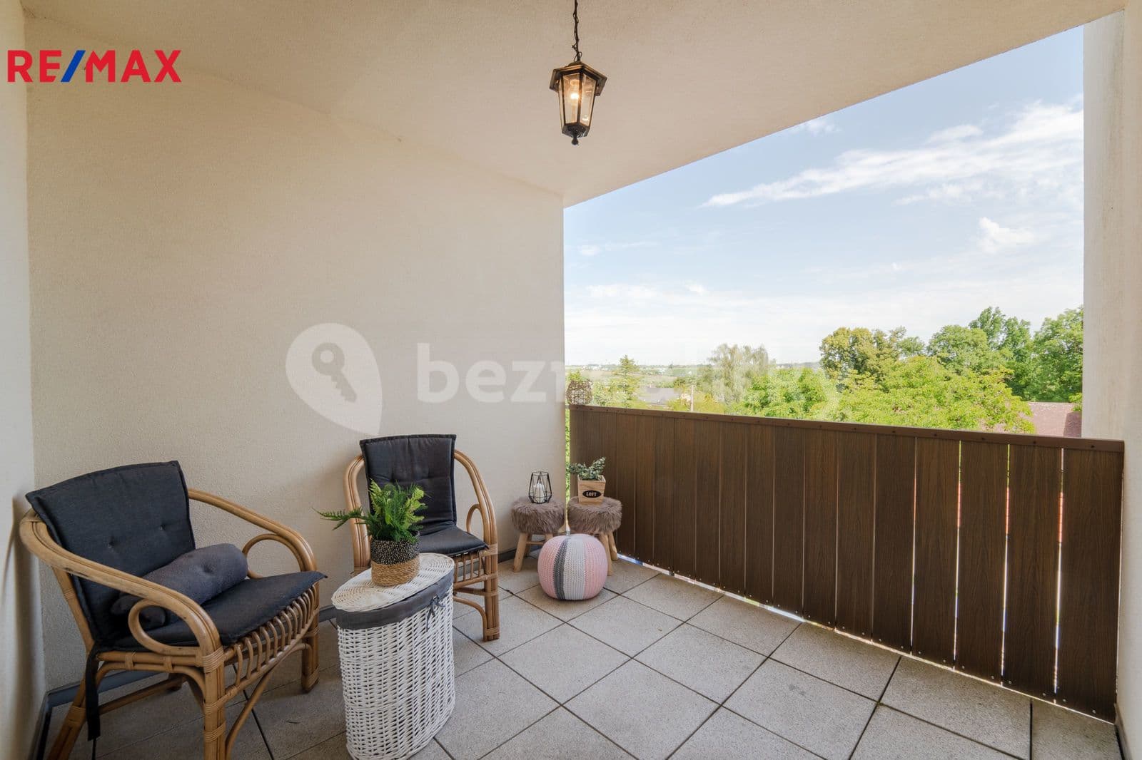 Pronájem bytu 2+kk 76 m², Na Návsi, Zbuzany, Středočeský kraj Pronájem bytu 2+kk 76 m², Na Návsi, Zbuzany, Středočeský kraj