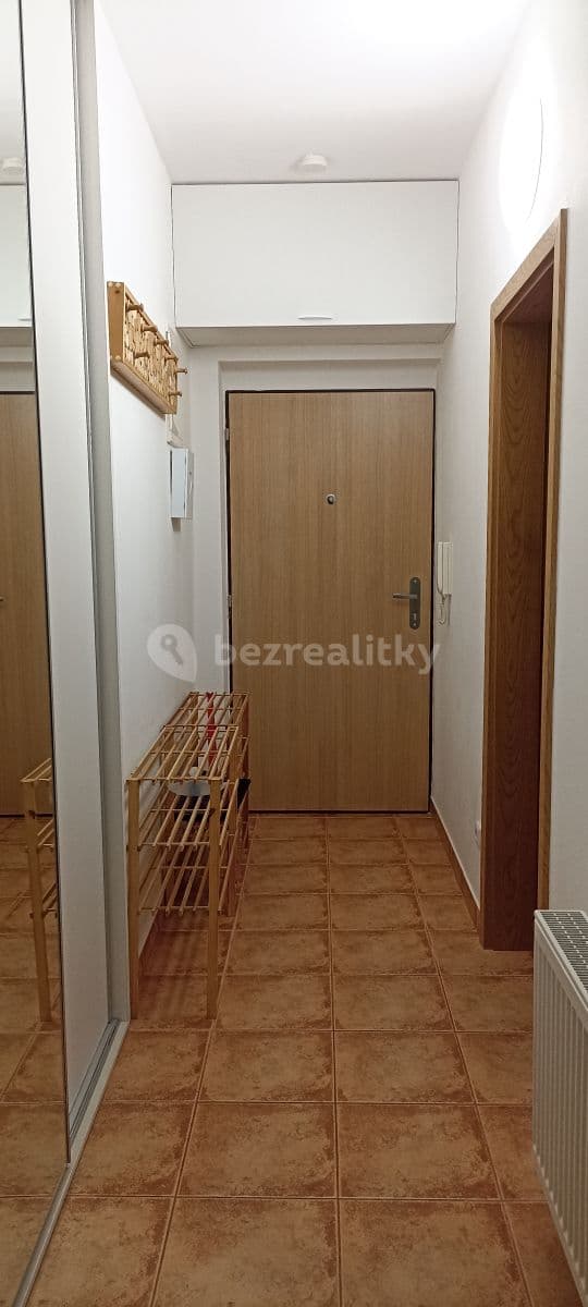 Pronájem bytu 2+kk 41 m², Pod Zahrady, Přezletice, Středočeský kraj Pronájem bytu 2+kk 41 m², Pod Zahrady, Přezletice, Středočeský kraj
