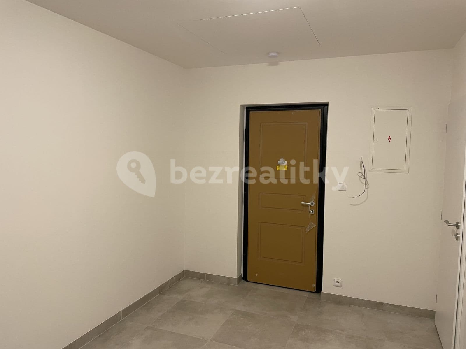 Pronájem bytu 2+kk 61 m², Chržínská, Velvary, Středočeský kraj Pronájem bytu 2+kk 61 m², Chržínská, Velvary, Středočeský kraj