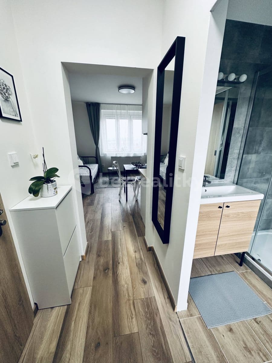 Pronájem bytu Garsoniéra 22 m², K Roztokům, Praha, Praha Pronájem bytu Garsoniéra 22 m², K Roztokům, Praha, Praha