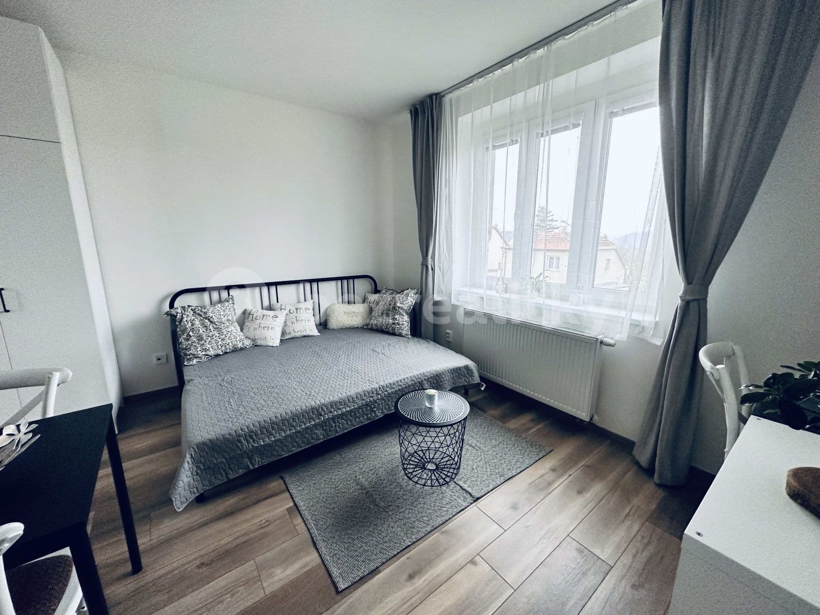 Pronájem bytu Garsoniéra 22 m², K Roztokům, Praha, Praha Pronájem bytu Garsoniéra 22 m², K Roztokům, Praha, Praha