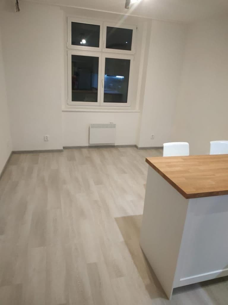 Pronájem bytu Garsoniéra 26 m², Pod Lázní, Praha, Praha Pronájem bytu Garsoniéra 26 m², Pod Lázní, Praha, Praha