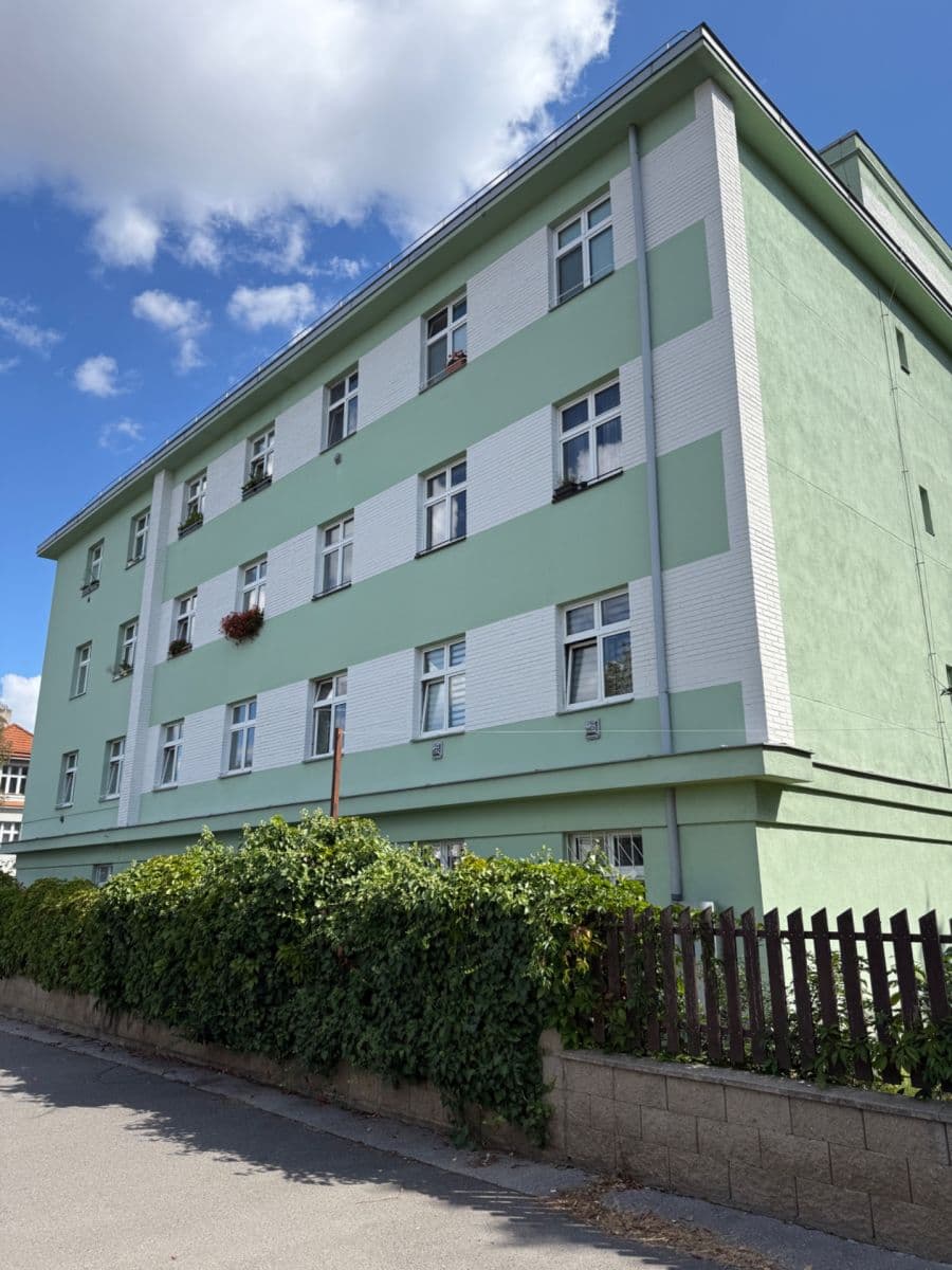 Pronájem bytu Garsoniéra 26 m², Pod Lázní, Praha, Praha Pronájem bytu Garsoniéra 26 m², Pod Lázní, Praha, Praha