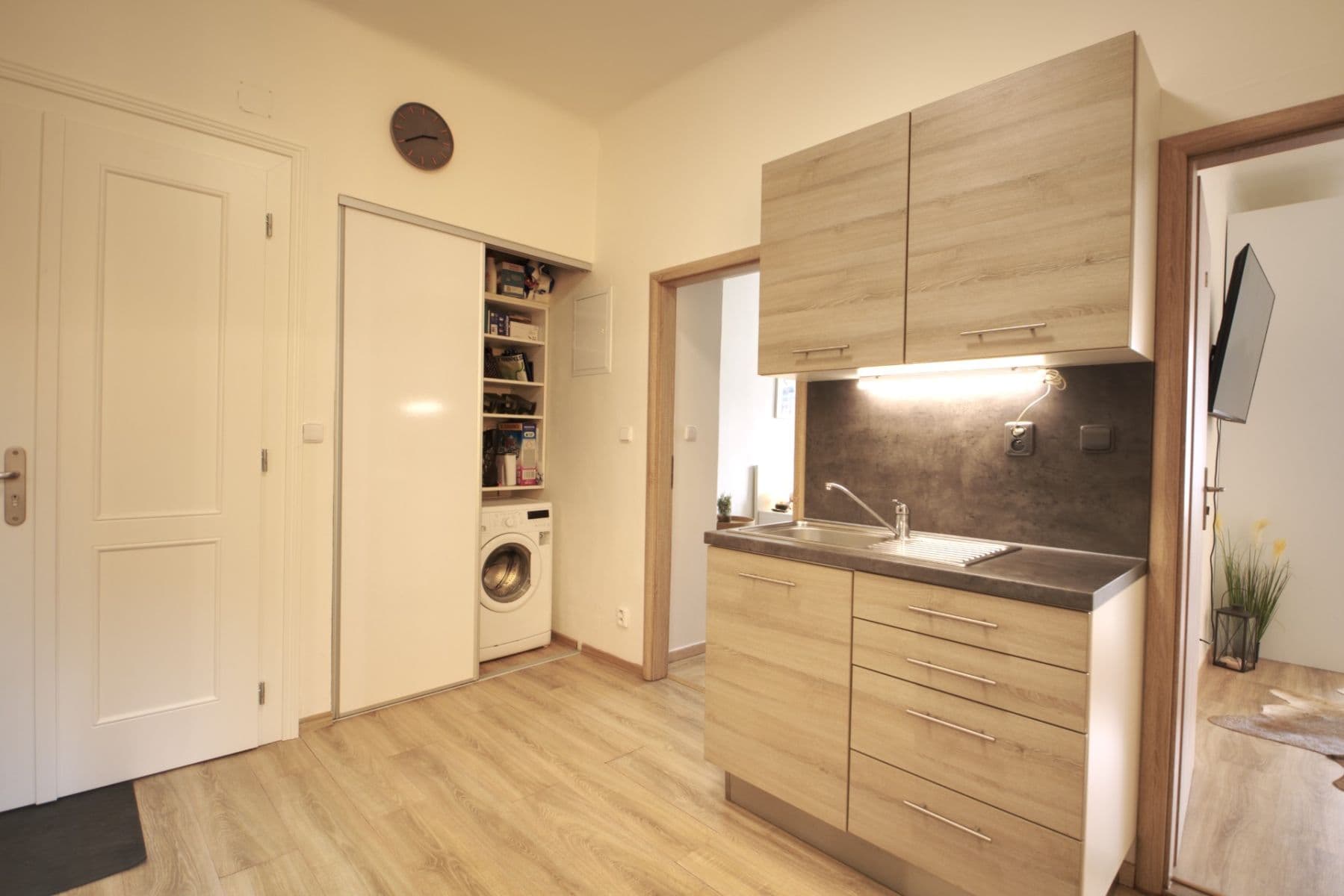 Prodej bytu 2+1 63 m², Vltavská, Praha, Praha Prodej bytu 2+1 63 m², Vltavská, Praha, Praha