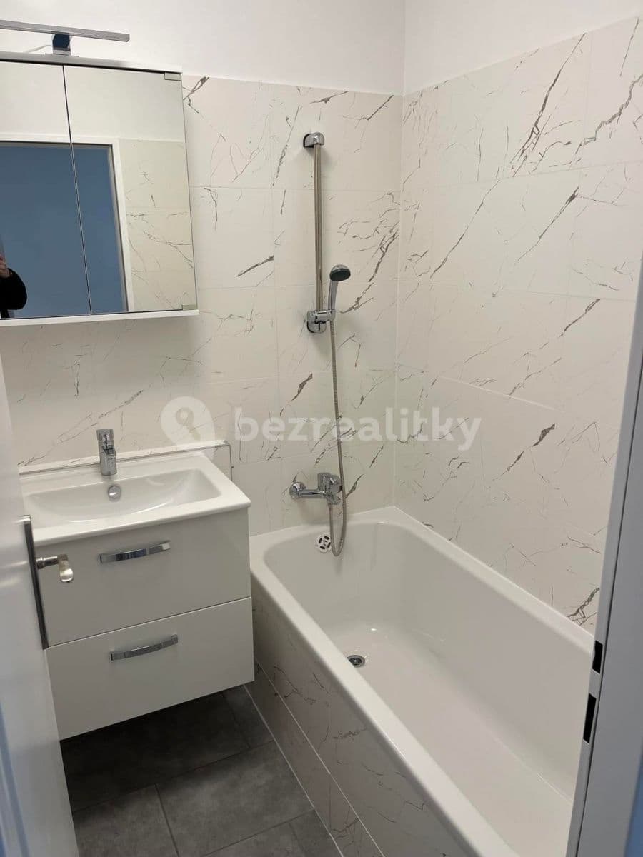 Pronájem bytu 3+kk 69 m², Litevská, Kladno, Středočeský kraj Pronájem bytu 3+kk 69 m², Litevská, Kladno, Středočeský kraj