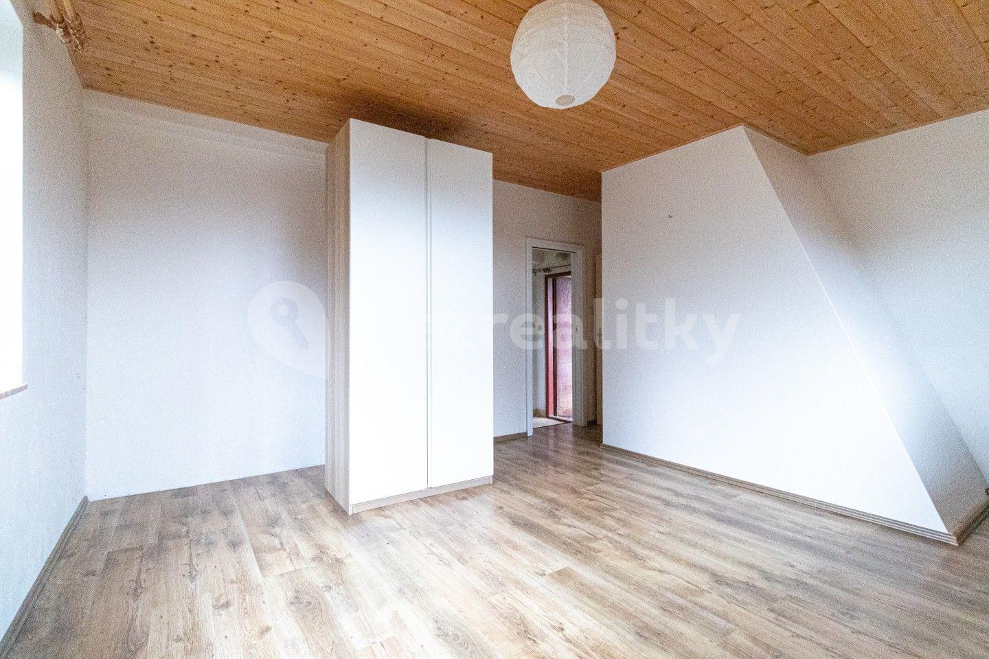 Prodej domu 159 m², pozemek 1.052 m², Nad dálnicí, Praha, Praha