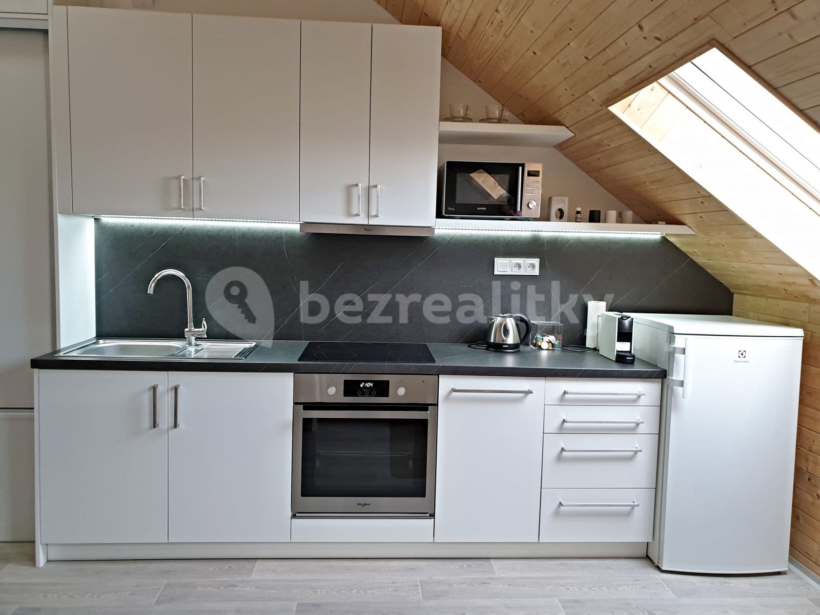 Pronájem bytu 2+kk 68 m², Veveří, Brno, Jihomoravský kraj Pronájem bytu 2+kk 68 m², Veveří, Brno, Jihomoravský kraj