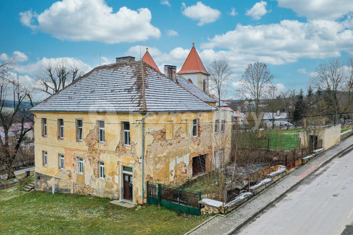 Prodej domu 300 m², pozemek 641 m², Hradec, Plzeňský kraj