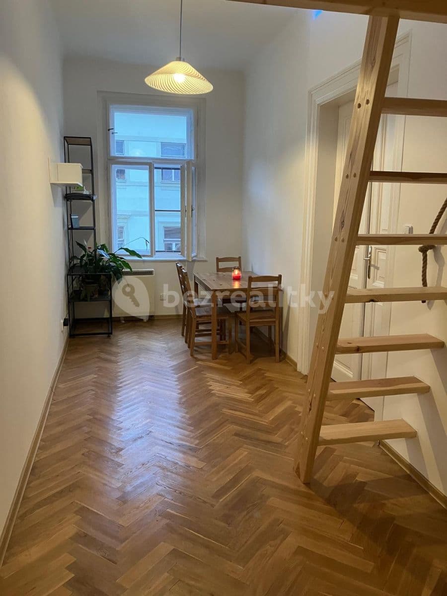 Pronájem bytu 2+kk 45 m², Thámova, Praha, Praha Pronájem bytu 2+kk 45 m², Thámova, Praha, Praha