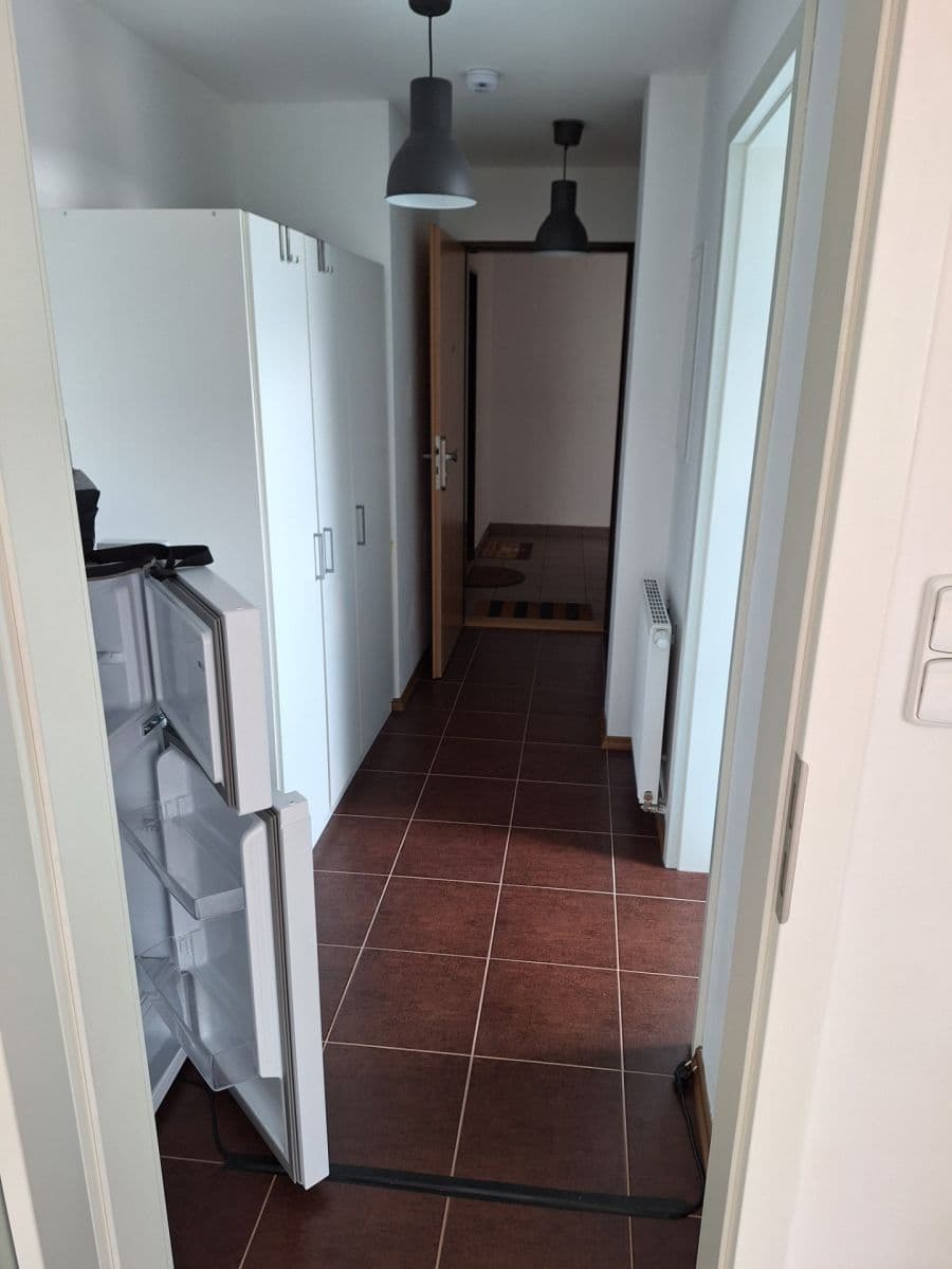 Pronájem bytu 1+kk 36 m², Kotnovská, Tábor, Jihočeský kraj Pronájem bytu 1+kk 36 m², Kotnovská, Tábor, Jihočeský kraj