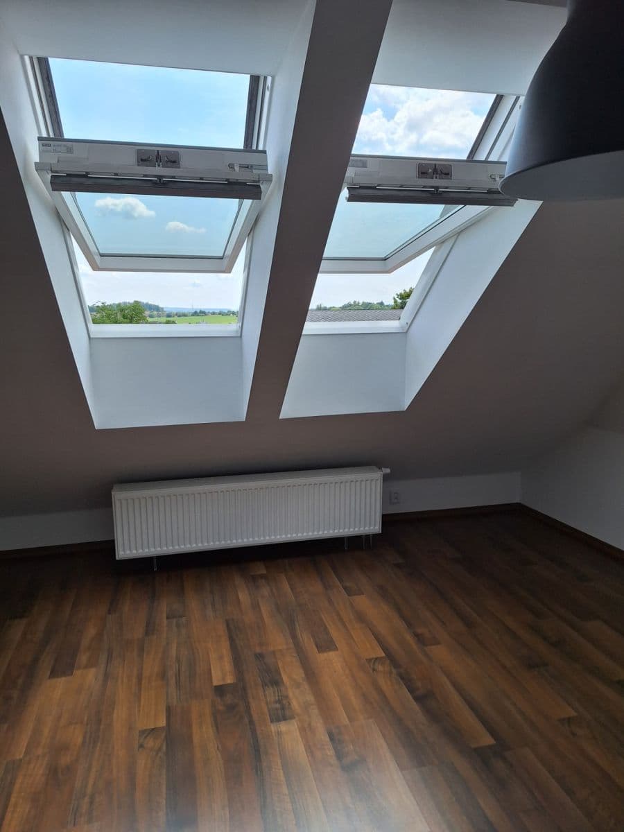 Pronájem bytu 1+kk 36 m², Kotnovská, Tábor, Jihočeský kraj Pronájem bytu 1+kk 36 m², Kotnovská, Tábor, Jihočeský kraj