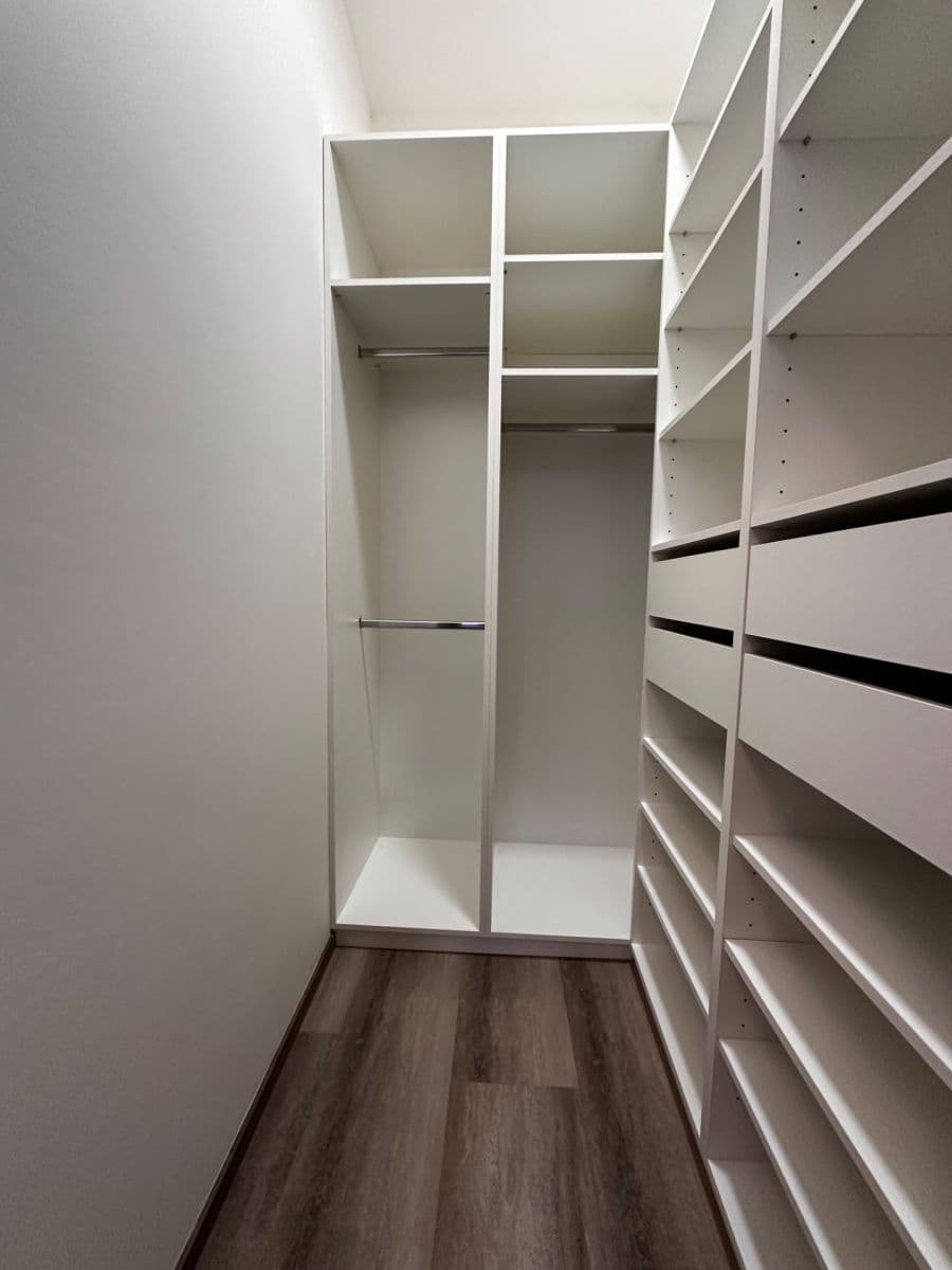 Pronájem bytu 2+kk 38 m², U Santošky, Praha, Praha Pronájem bytu 2+kk 38 m², U Santošky, Praha, Praha