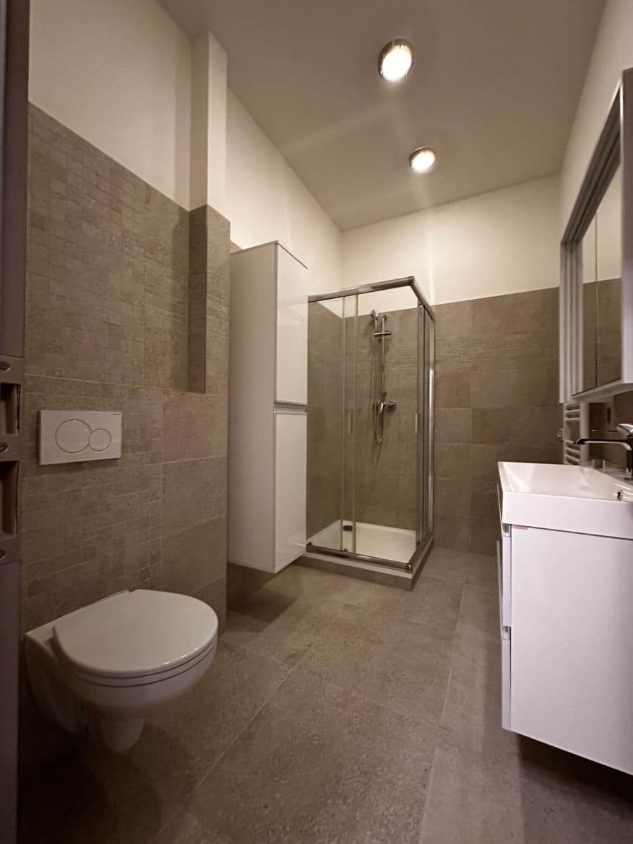 Pronájem bytu 2+kk 38 m², U Santošky, Praha, Praha Pronájem bytu 2+kk 38 m², U Santošky, Praha, Praha