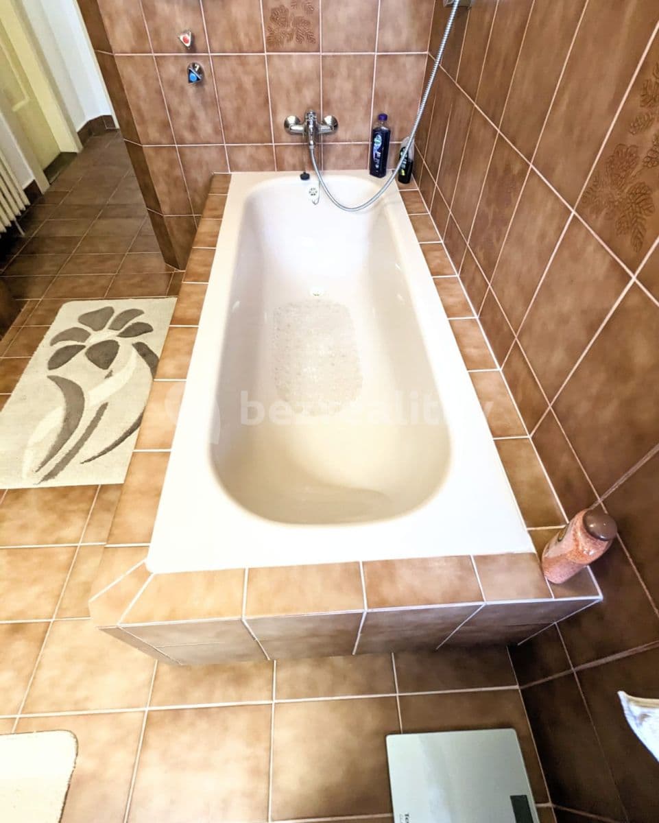 Pronájem bytu 4+1 138 m², Běchovická, Praha, Praha Pronájem bytu 4+1 138 m², Běchovická, Praha, Praha