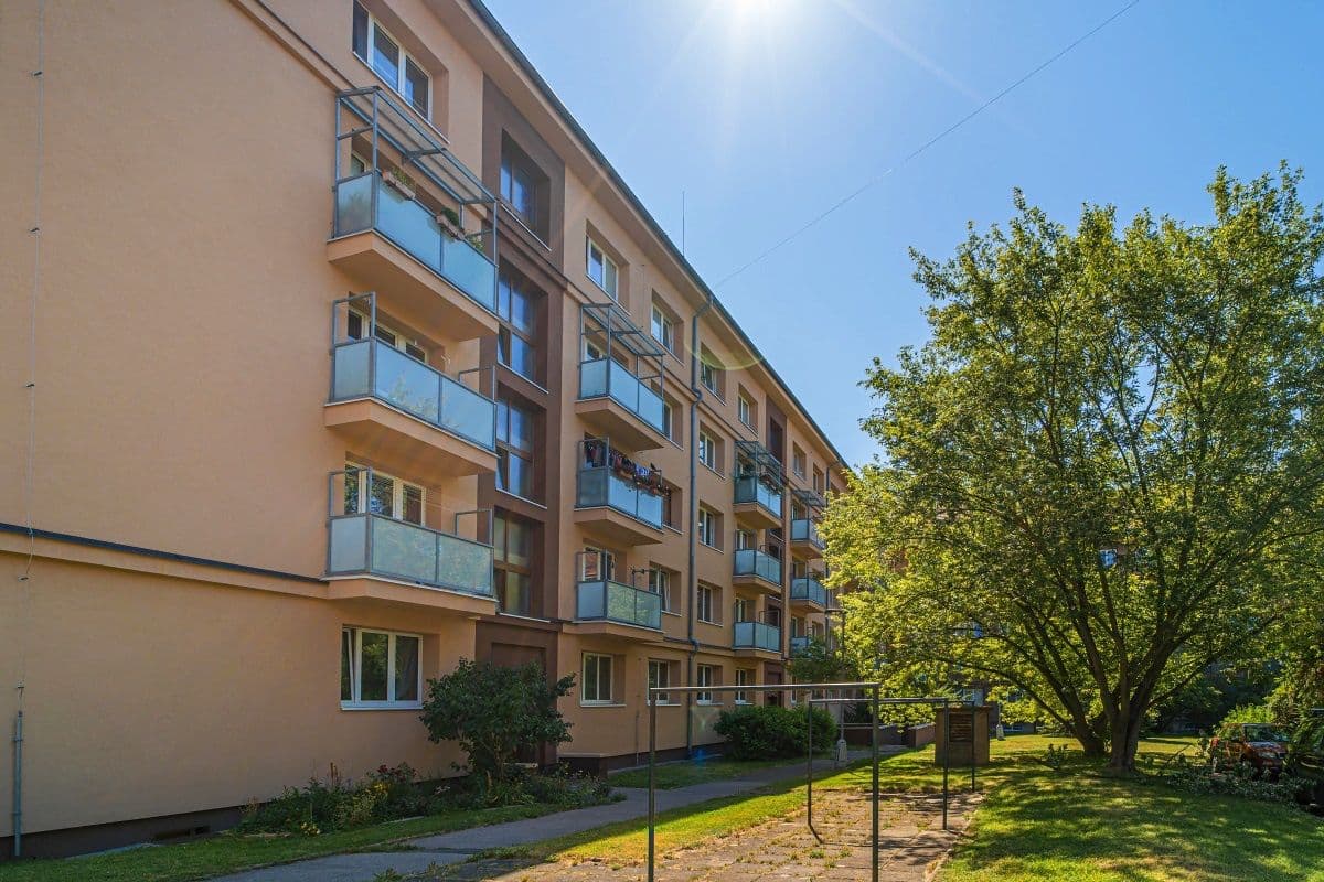 Pronájem bytu 3+kk 57 m², Vrchlického, Kladno, Středočeský kraj Pronájem bytu 3+kk 57 m², Vrchlického, Kladno, Středočeský kraj