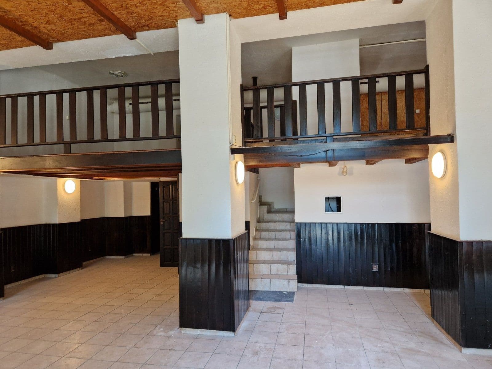 Pronájem nebytového prostoru 179 m², U Stromovky, Havířov, Moravskoslezský kraj Pronájem nebytového prostoru 179 m², U Stromovky, Havířov, Moravskoslezský kraj