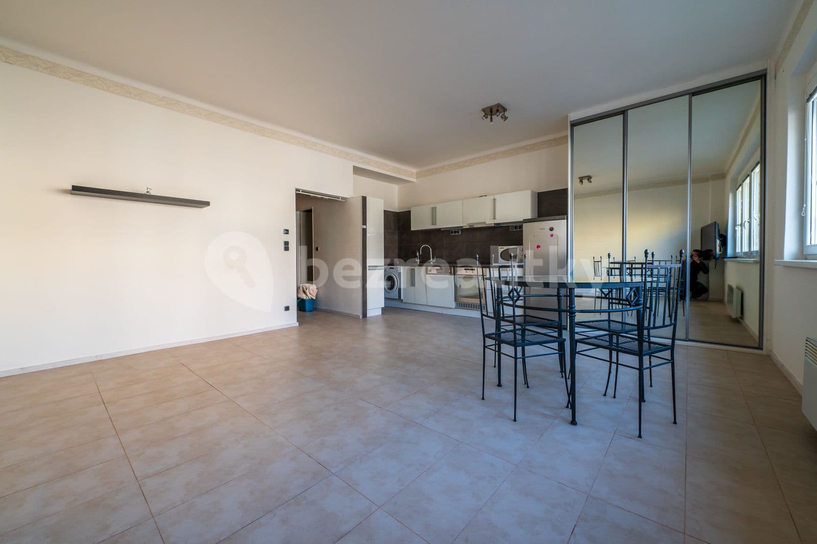 Pronájem bytu 2+kk 45 m², Osadní, Praha, Praha Pronájem bytu 2+kk 45 m², Osadní, Praha, Praha