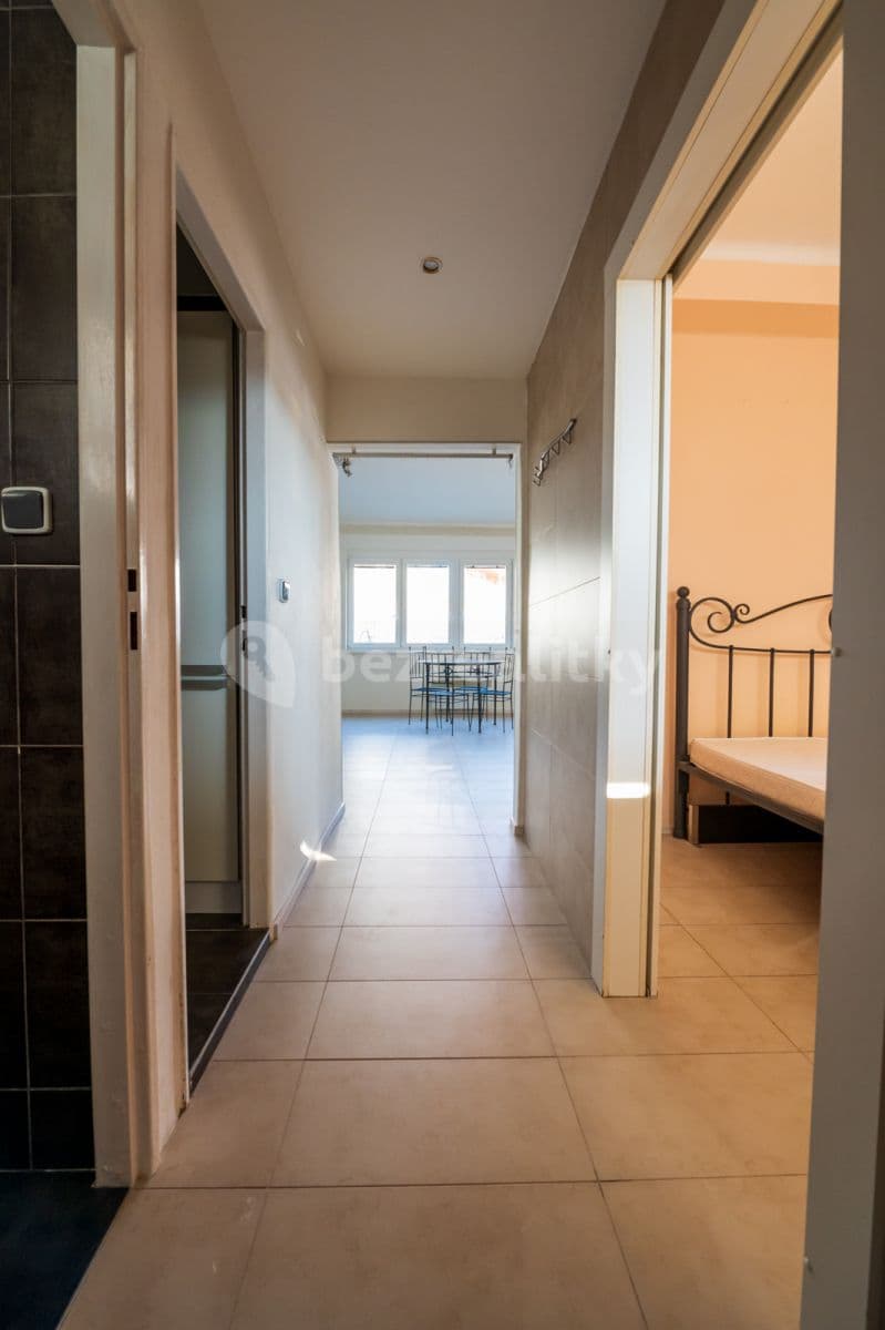 Pronájem bytu 2+kk 45 m², Osadní, Praha, Praha Pronájem bytu 2+kk 45 m², Osadní, Praha, Praha