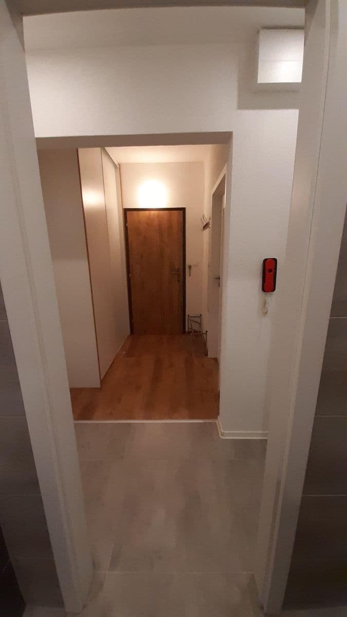 Pronájem bytu 1+1 36 m², Kolískova, Karlova Ves, Bratislavský kraj Pronájem bytu 1+1 36 m², Kolískova, Karlova Ves, Bratislavský kraj