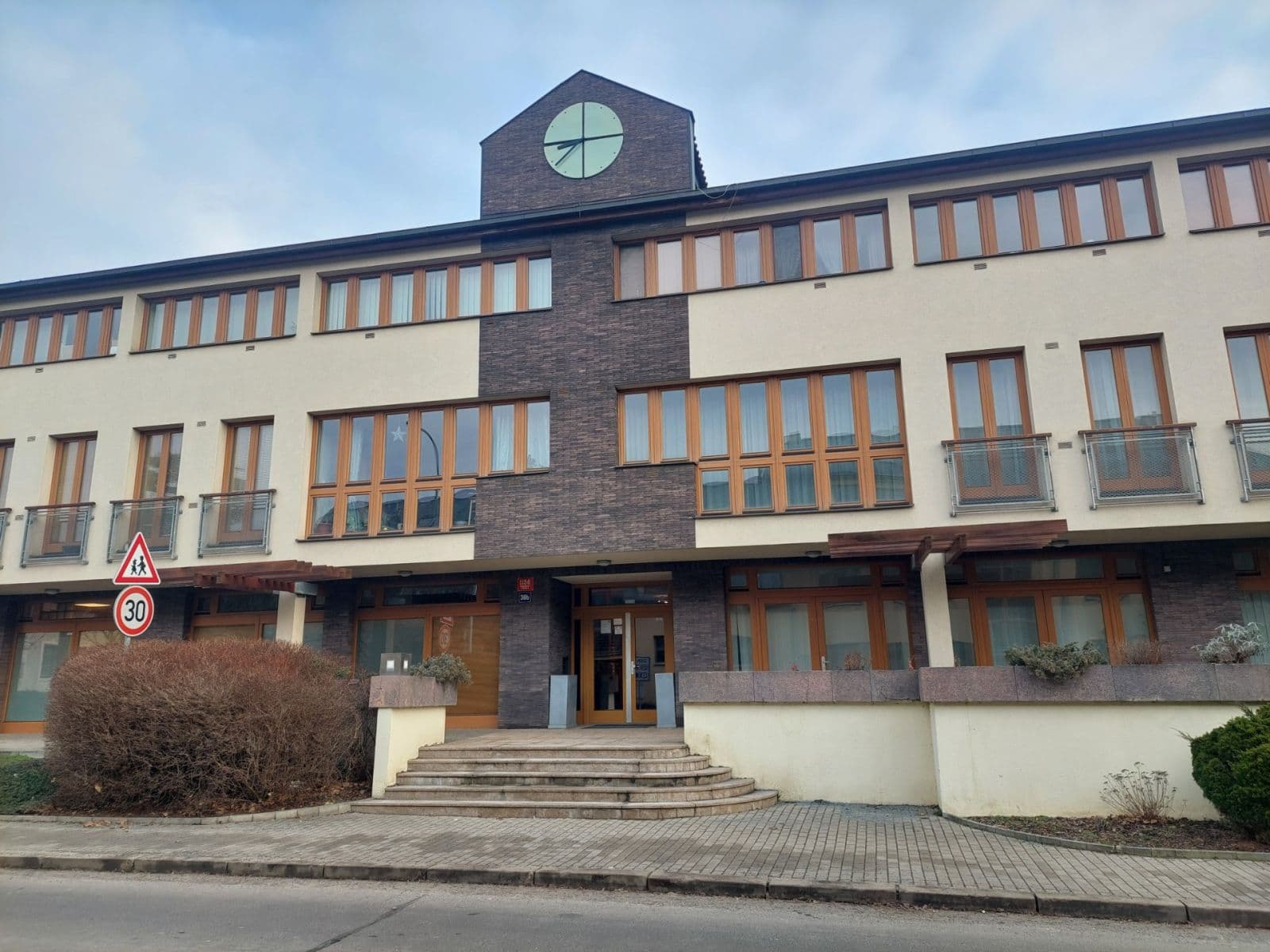 Prodej bytu 1+kk 43 m², Hlubočepská, Praha, Praha Prodej bytu 1+kk 43 m², Hlubočepská, Praha, Praha