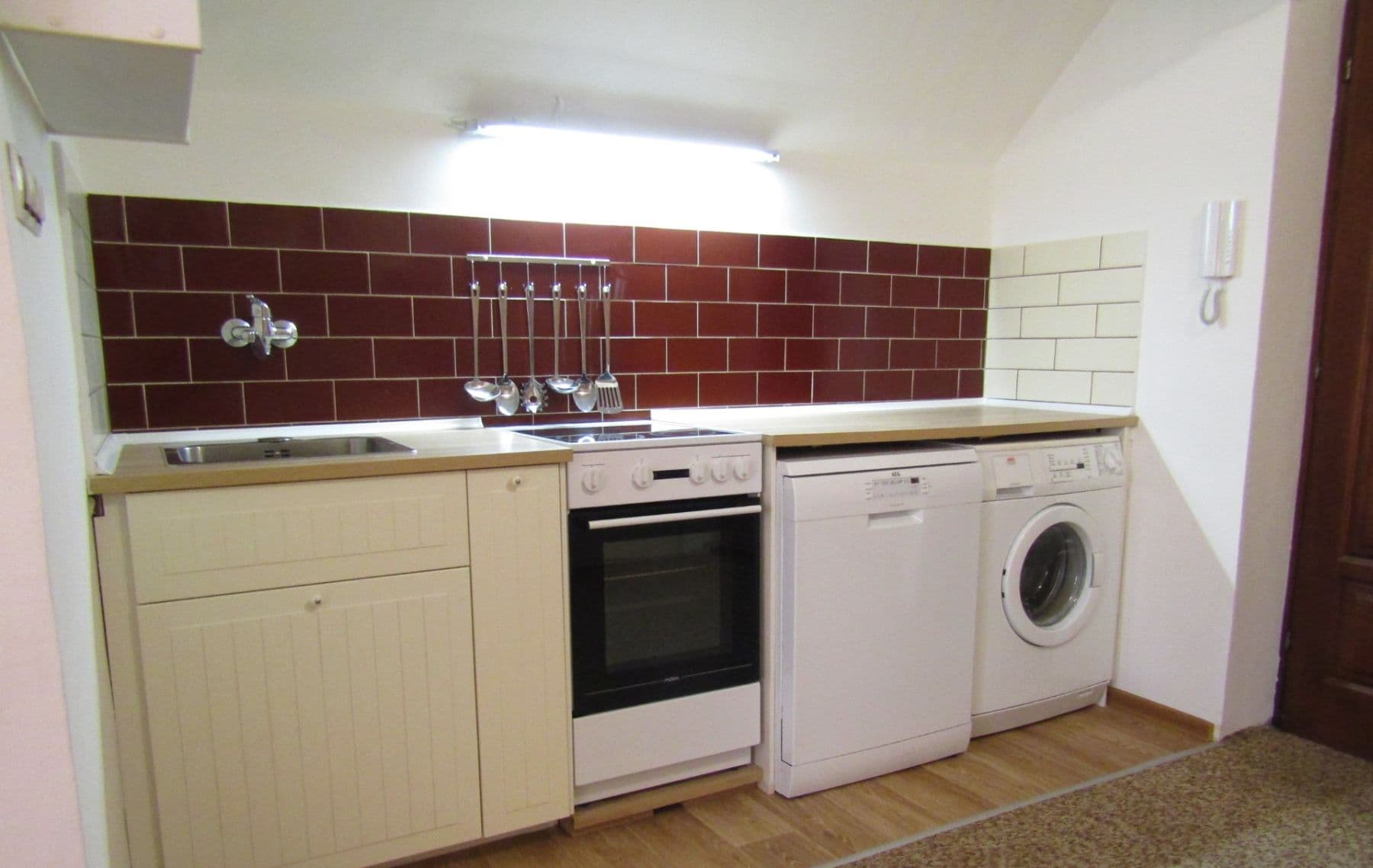 Pronájem bytu 2+1 54 m², Řepská, Praha, Praha Pronájem bytu 2+1 54 m², Řepská, Praha, Praha