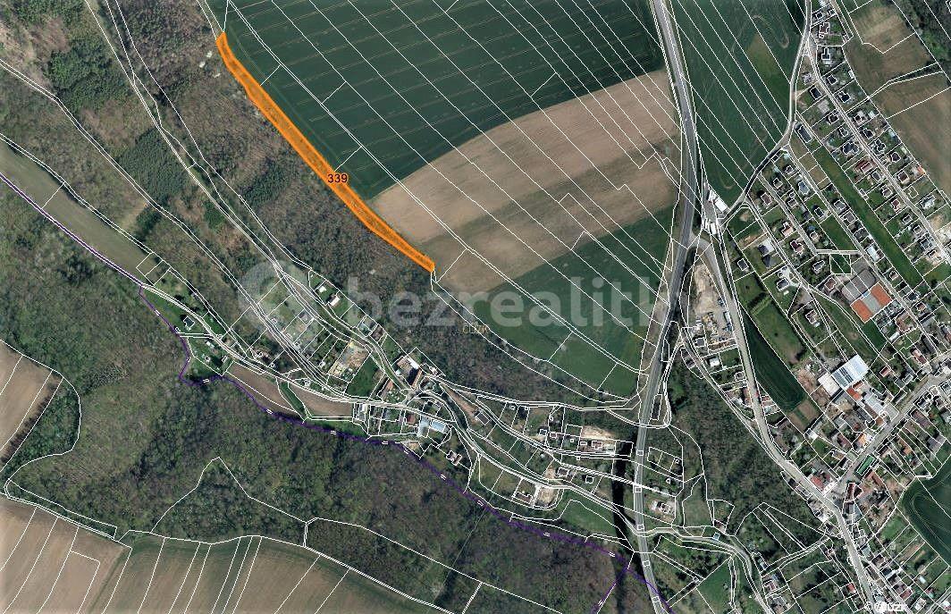 Prodej pozemku 3.528 m², Hrdlořezy, Středočeský kraj