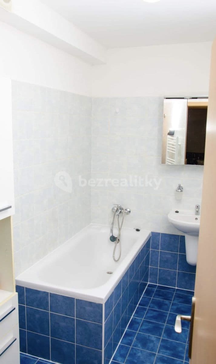 Pronájem bytu 2+kk 60 m², Místecká, Praha, Praha Pronájem bytu 2+kk 60 m², Místecká, Praha, Praha