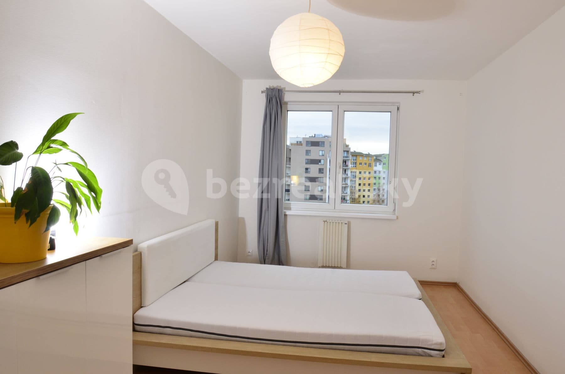 Pronájem bytu 2+kk 60 m², Místecká, Praha, Praha Pronájem bytu 2+kk 60 m², Místecká, Praha, Praha
