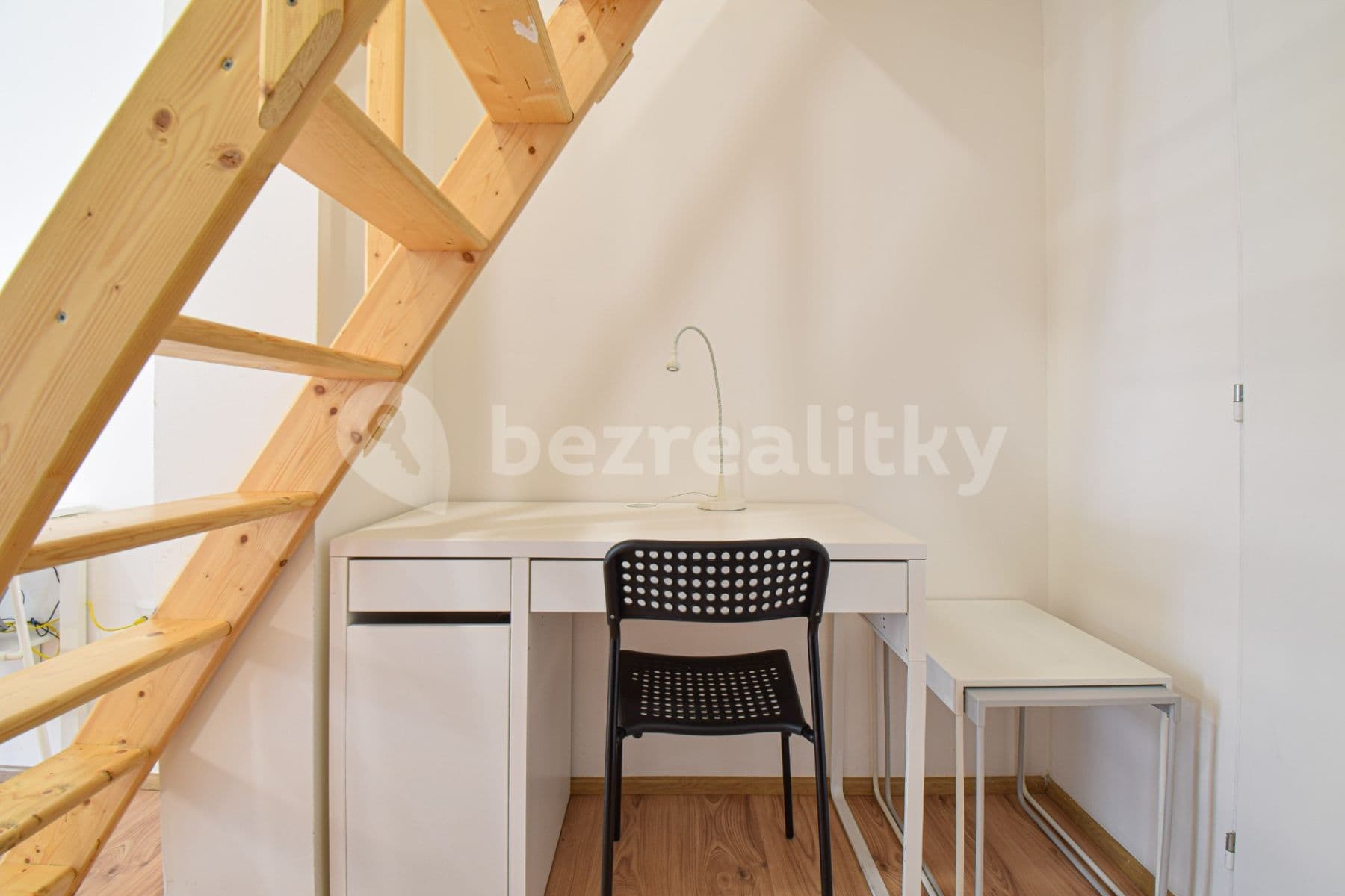 Pronájem bytu 1+kk 23 m², Mendlovo náměstí, Brno, Jihomoravský kraj Pronájem bytu 1+kk 23 m², Mendlovo náměstí, Brno, Jihomoravský kraj