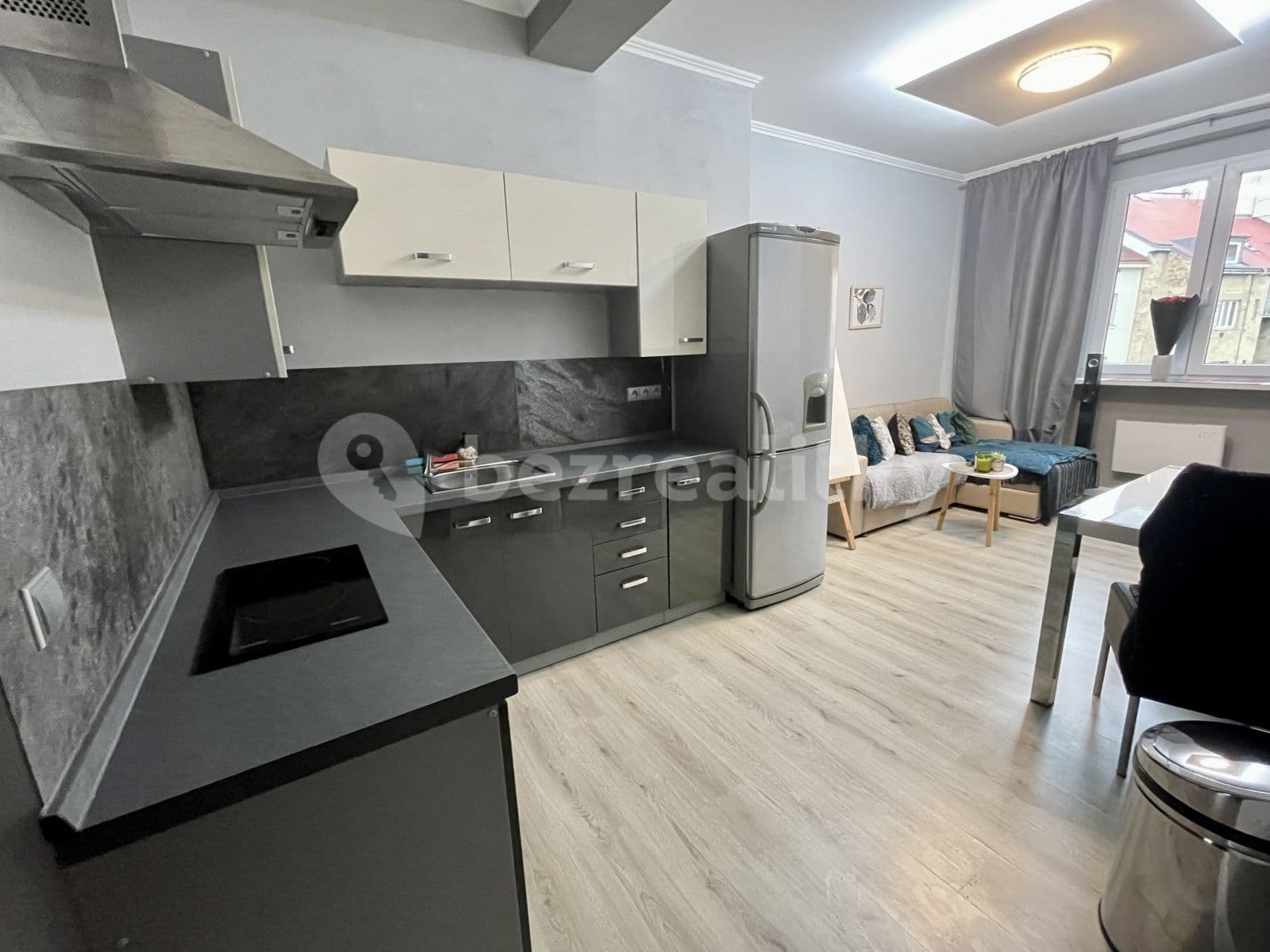 Pronájem bytu 2+kk 50 m², Andrštova, Praha, Praha Pronájem bytu 2+kk 50 m², Andrštova, Praha, Praha