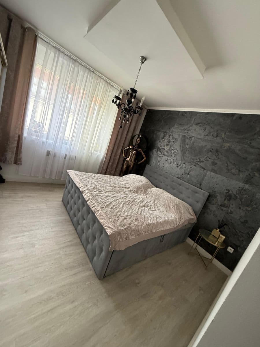 Pronájem bytu 2+kk 50 m², Andrštova, Praha, Praha Pronájem bytu 2+kk 50 m², Andrštova, Praha, Praha