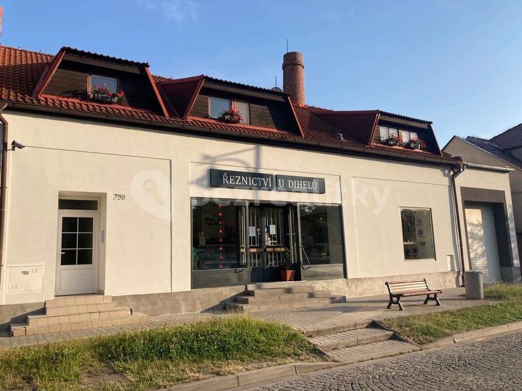 Pronájem bytu 3+1 120 m², Havlíčkovo nám., Kladno, Středočeský kraj Pronájem bytu 3+1 120 m², Havlíčkovo nám., Kladno, Středočeský kraj