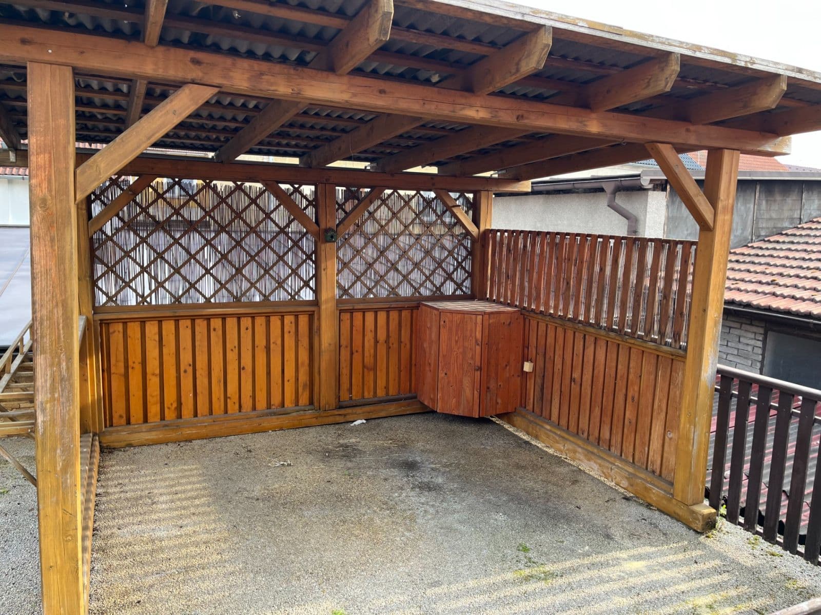 Pronájem bytu 3+1 120 m², Havlíčkovo nám., Kladno, Středočeský kraj Pronájem bytu 3+1 120 m², Havlíčkovo nám., Kladno, Středočeský kraj