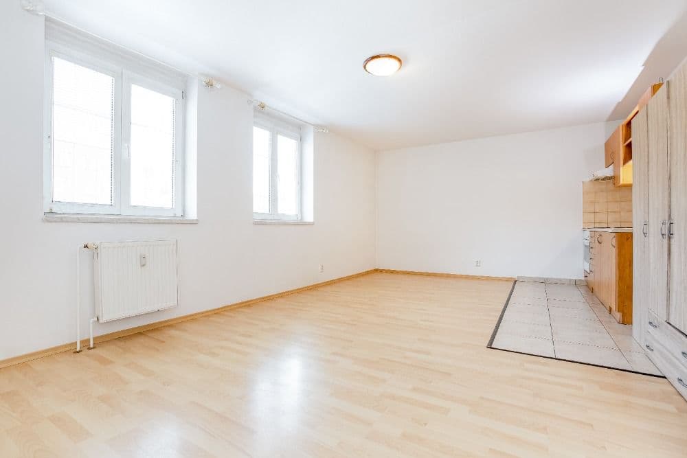Pronájem bytu 1+kk 40 m², Náměstí míru, Protivín, Jihočeský kraj Pronájem bytu 1+kk 40 m², Náměstí míru, Protivín, Jihočeský kraj