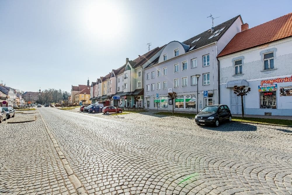 Pronájem bytu 1+kk 40 m², Náměstí míru, Protivín, Jihočeský kraj Pronájem bytu 1+kk 40 m², Náměstí míru, Protivín, Jihočeský kraj