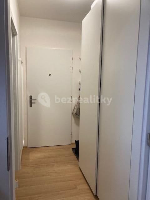 Pronájem bytu 1+kk 37 m², Mezilehlá, Praha, Praha Pronájem bytu 1+kk 37 m², Mezilehlá, Praha, Praha