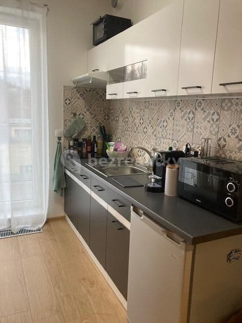Pronájem bytu 1+kk 37 m², Mezilehlá, Praha, Praha Pronájem bytu 1+kk 37 m², Mezilehlá, Praha, Praha