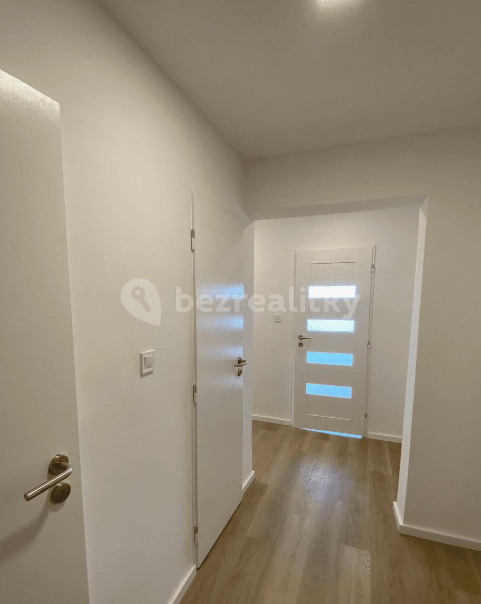 Pronájem bytu 2+1 50 m², Daškova, Praha, Praha Pronájem bytu 2+1 50 m², Daškova, Praha, Praha