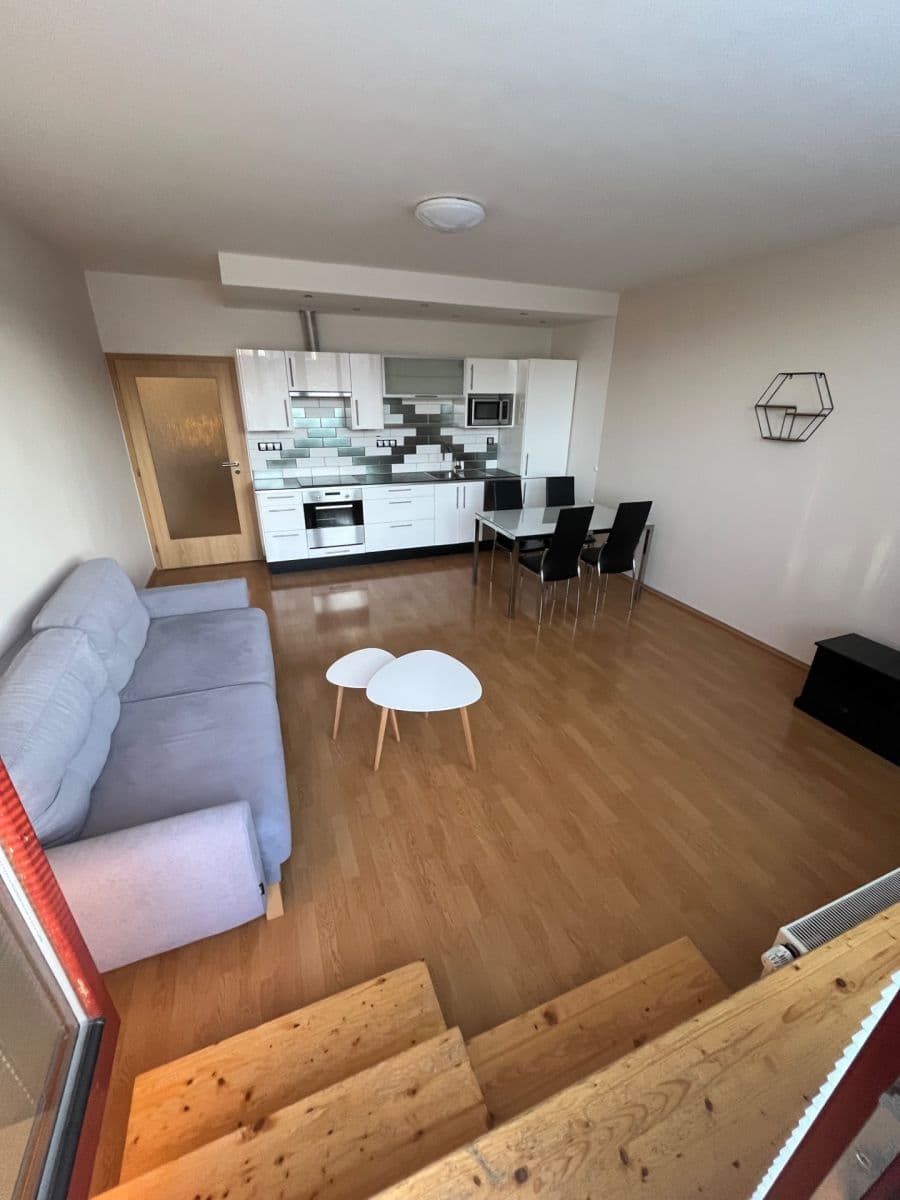 Pronájem bytu 2+kk 62 m², Podle Náhonu, Praha, Praha Pronájem bytu 2+kk 62 m², Podle Náhonu, Praha, Praha