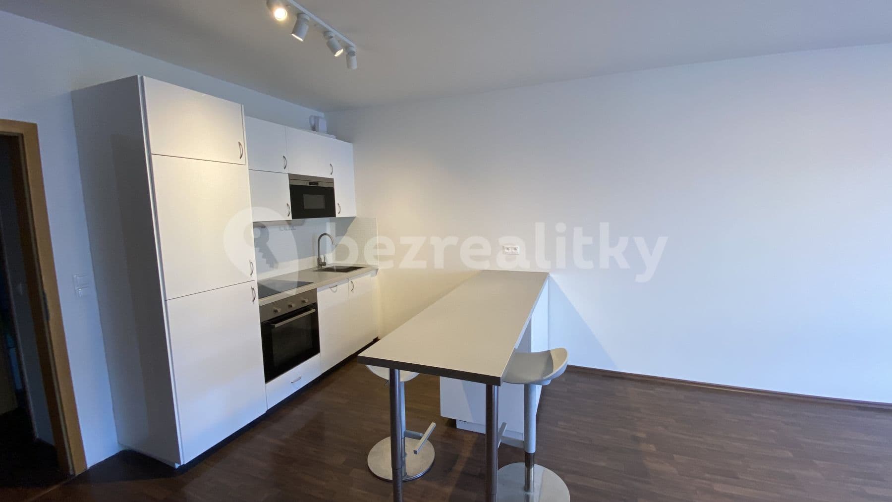 Pronájem bytu 2+kk 55 m², Litoměřická, Praha, Praha Pronájem bytu 2+kk 55 m², Litoměřická, Praha, Praha