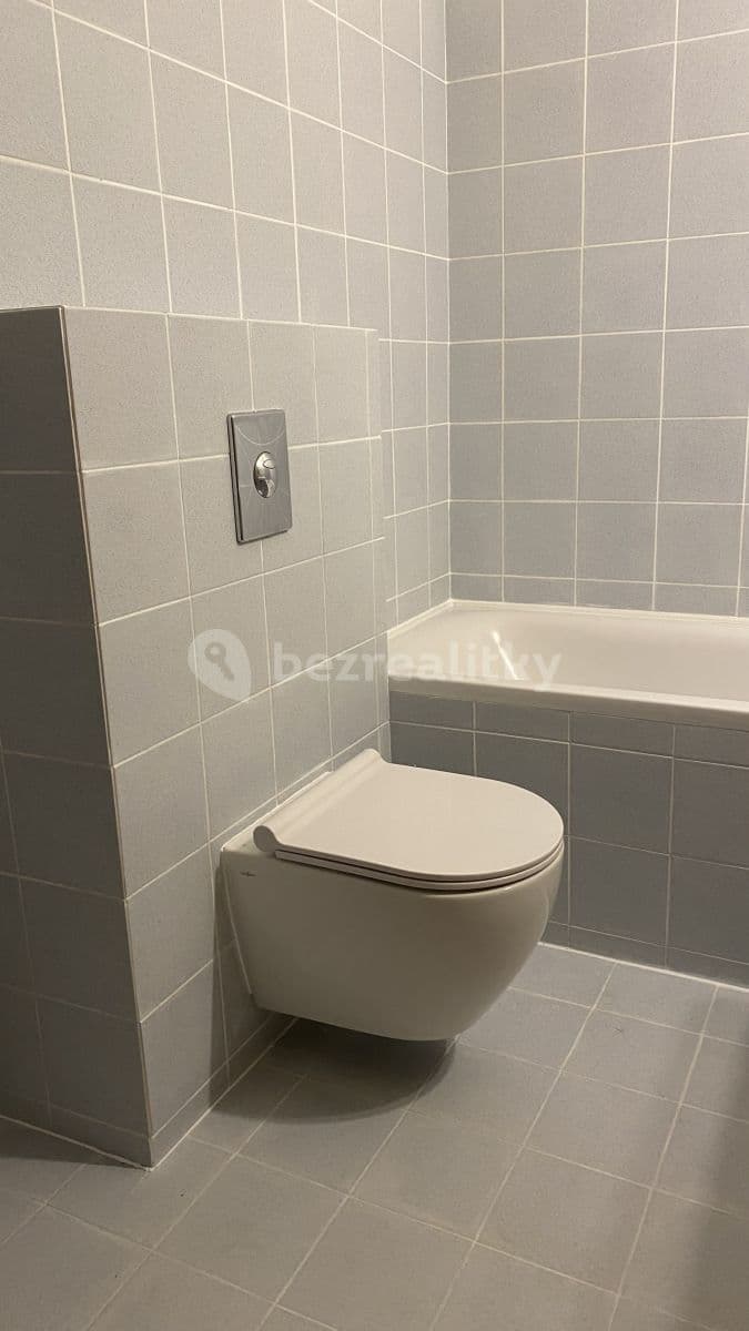 Pronájem bytu 2+kk 55 m², Litoměřická, Praha, Praha Pronájem bytu 2+kk 55 m², Litoměřická, Praha, Praha