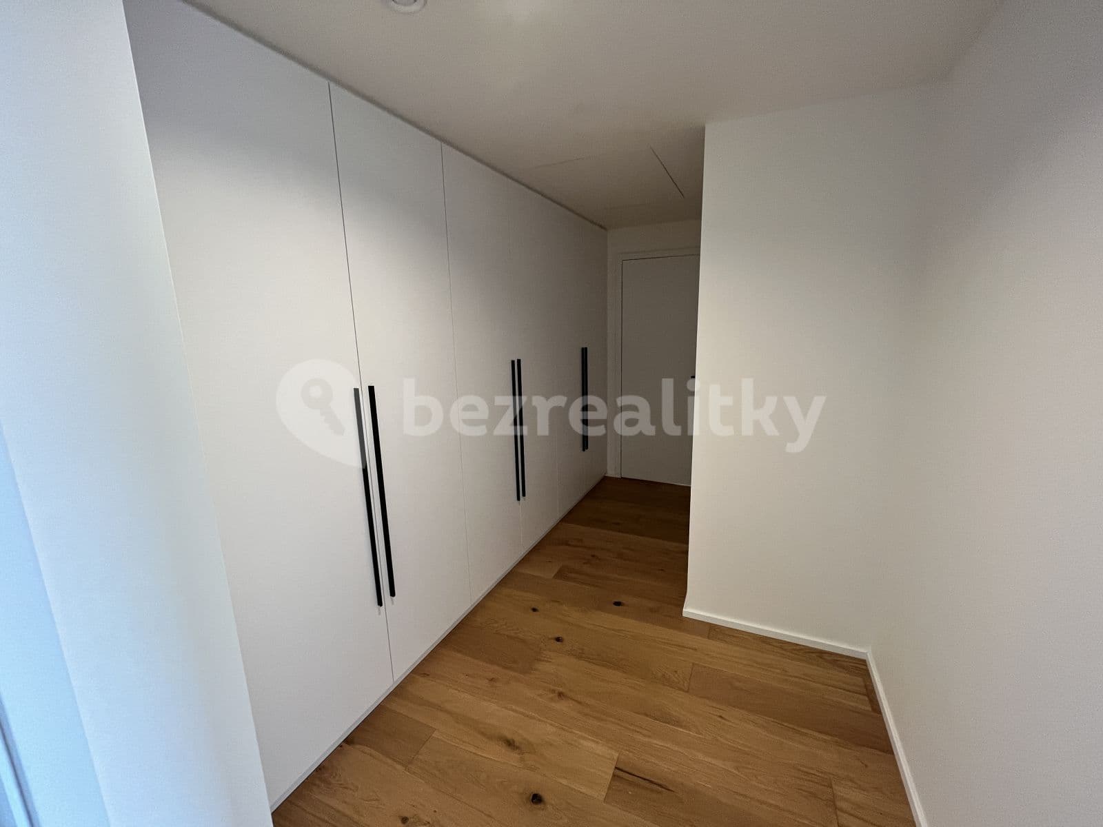 Pronájem bytu 3+kk 104 m², Grafická, Praha, Praha Pronájem bytu 3+kk 104 m², Grafická, Praha, Praha
