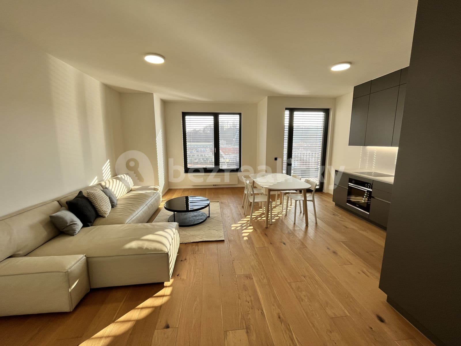 Pronájem bytu 3+kk 104 m², Grafická, Praha, Praha Pronájem bytu 3+kk 104 m², Grafická, Praha, Praha
